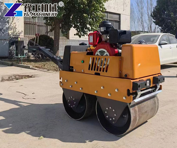 Compact Road Roller for Sidewalk Use