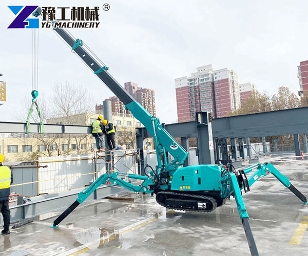 Crawler Spider Crane Handling Rooftop Materials
