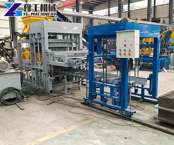 Cement brick machine producing solid wall bricks