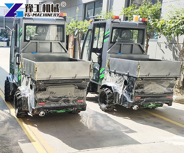Commercial snow cleaning equipment for public areas