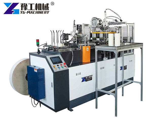 Disposable paper cup machine with raw materials