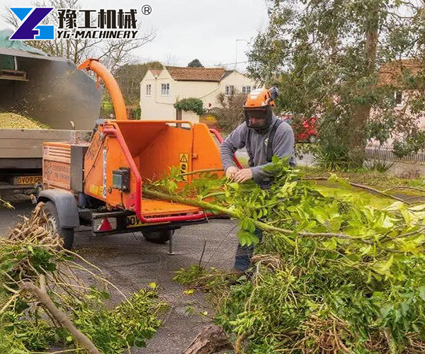 Garden waste shredding with wood chipper