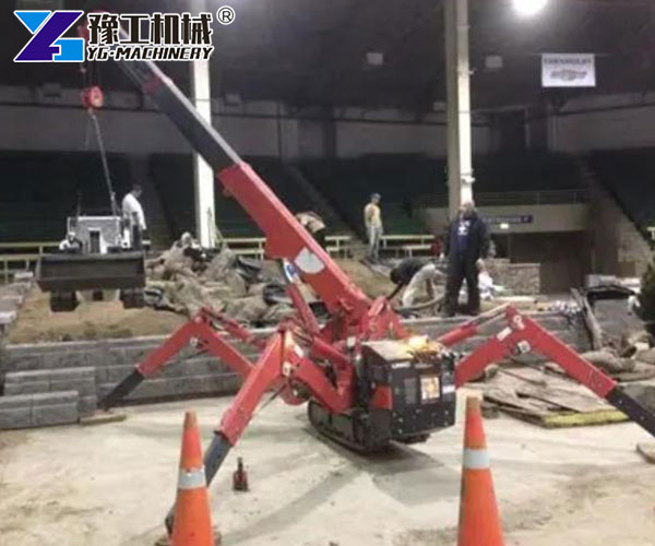 Mini spider crane used on construction site