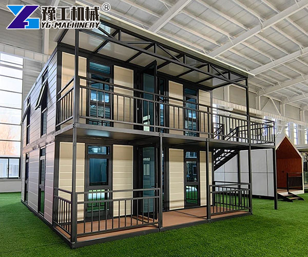 Residential expandable container house with balcony