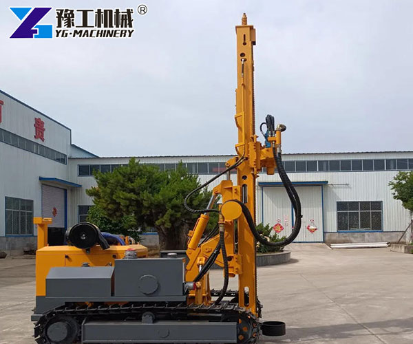 Hydraulic solar piling machine for solar projects