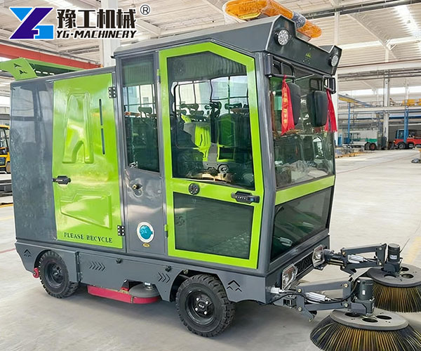 mini road sweeper machine sweeping factory floor