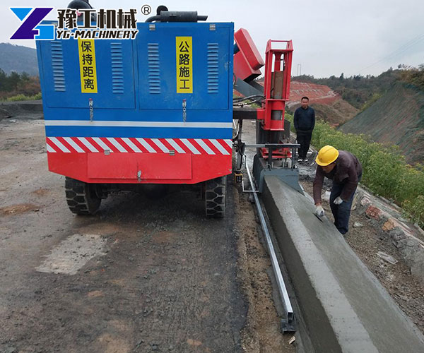 road curb forming machine for highway work