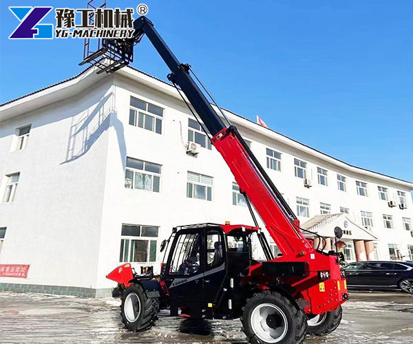 4WD telehandler forklift with attachment