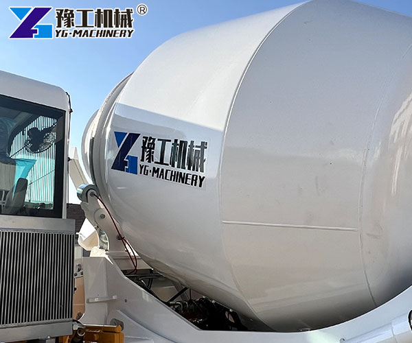 concrete mixing truck rotating drum