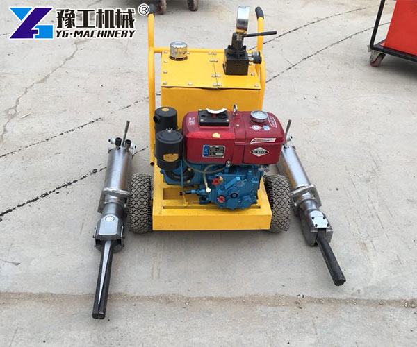 rock splitter machine used in a quarry