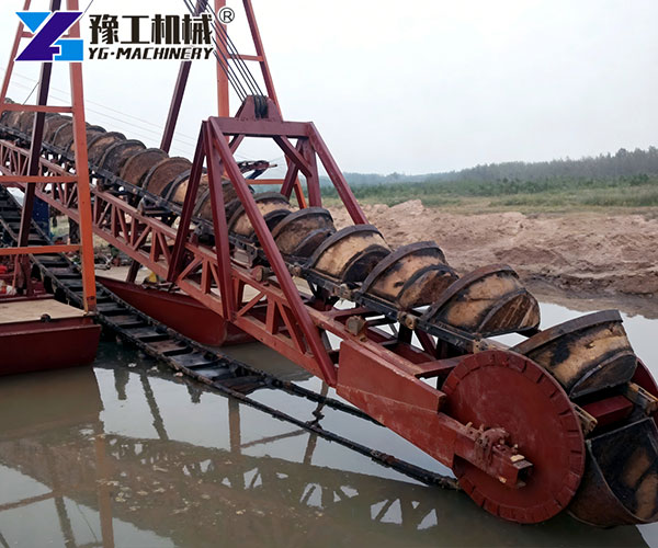 continuous dredging machine operation