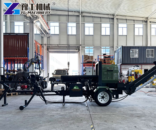 Firewood splitting machine in operation
