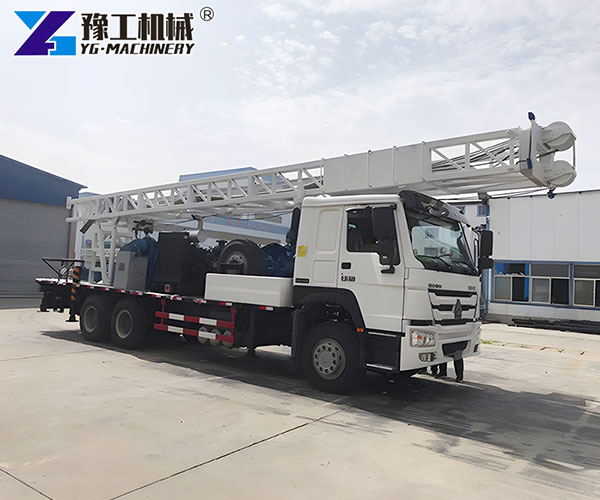 vehicle-mounted water well drilling rig